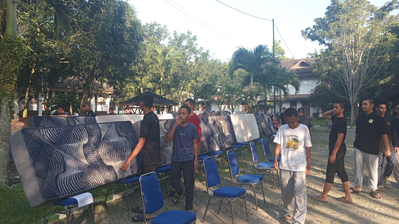 Kegiatan Bersih Bersih